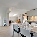 Holiday home With Pool Near Medulin
