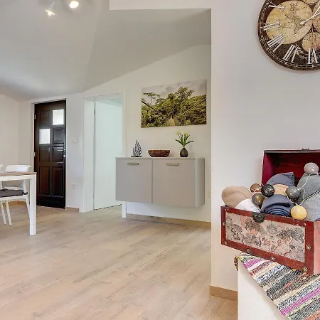 Holiday home Modern In With Pool Medulin