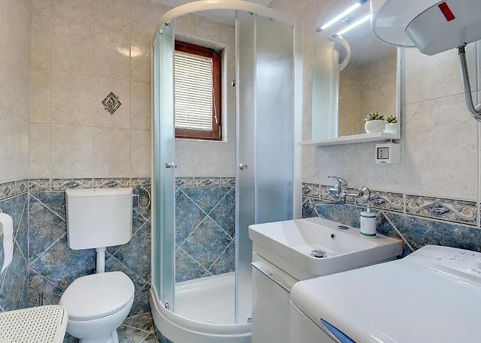 Σπίτι διακοπών With Pool Near *